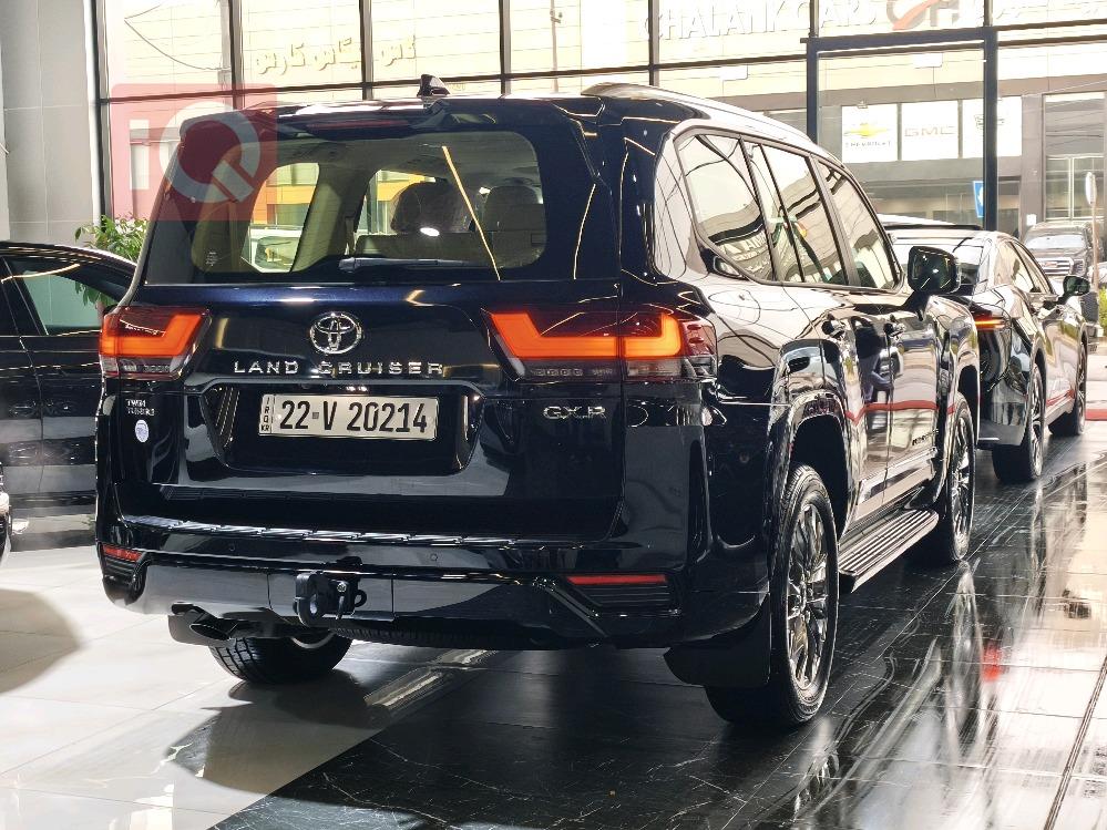 تۆیۆتا لاند کروزەر